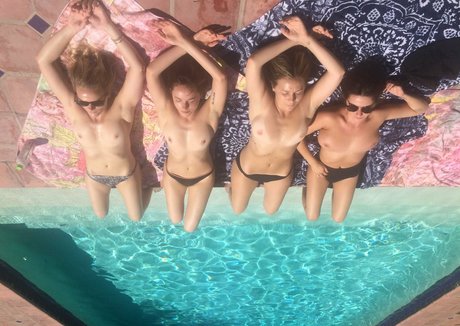 Addison Timlin xxx schöne galerie