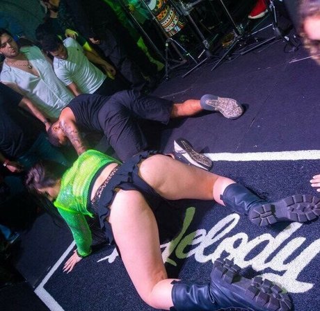 teen deepthroat nur fans nacktheit erotische bild