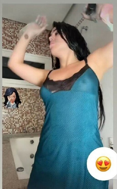 MC Bella Angel exklusive xxx galerie