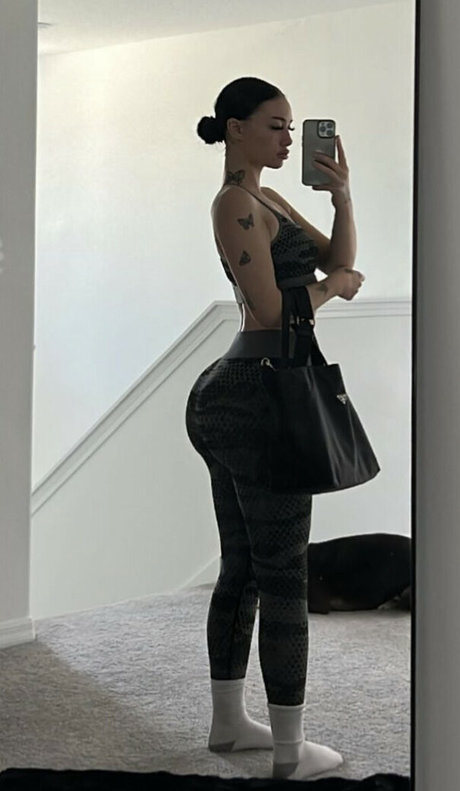 Auhneesh Nicole freie akt archiv