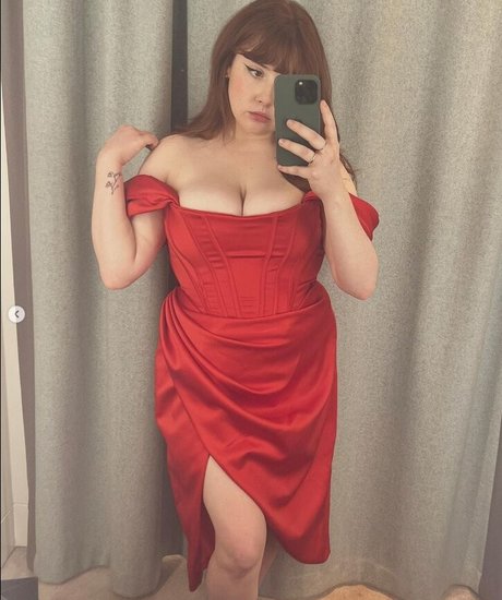 Gemothy schauspielerin nackten bilder