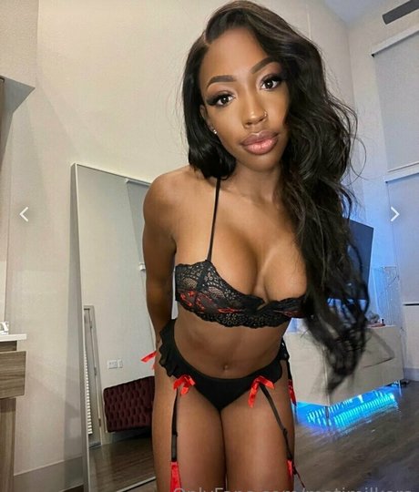 ebenholz-zwillings-onlyfans erwachsene schöne galerien