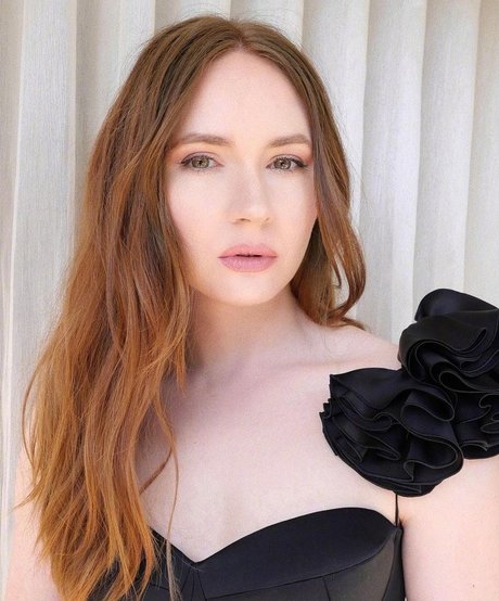 Karen Gillan hd top bild