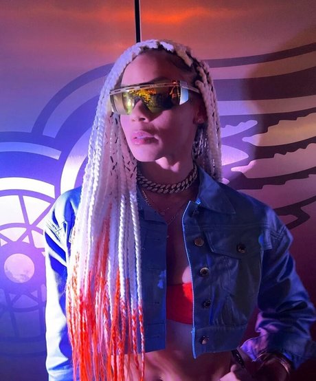 Briana Brandy porno akt archiv