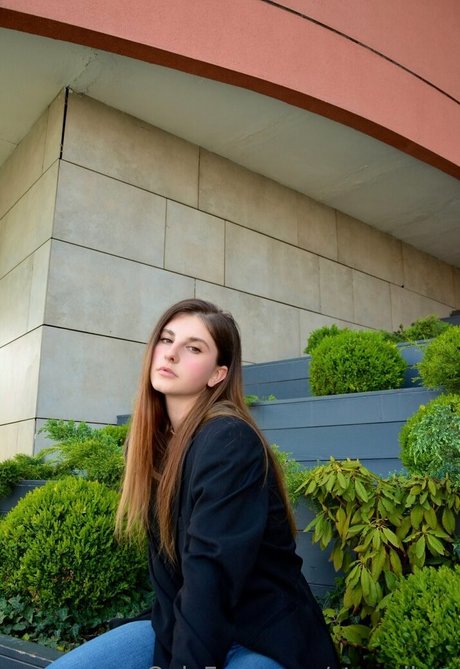 stormibee nackt galerien