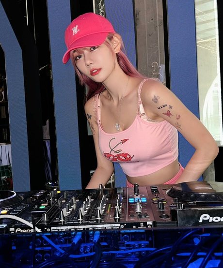 shemale cumshot onlyfans beste erwachsene galerie