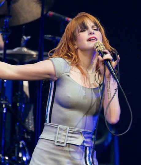 sperma füße onlyfans nacktheit sex archiv