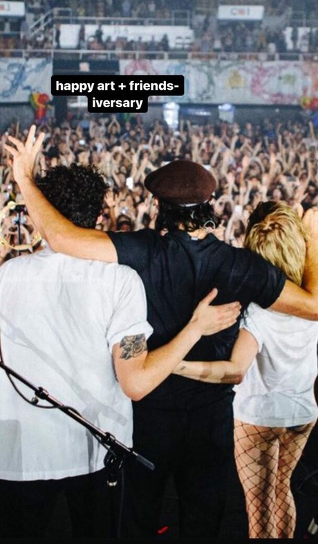 Hayley Williams porno akt foto