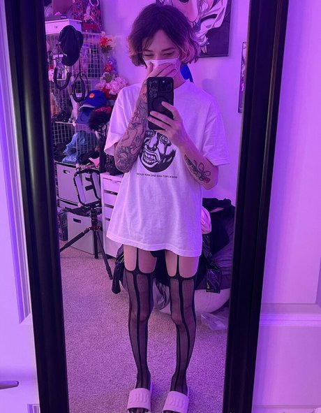 Stormy buns model sex fotos