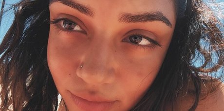 Avani Gregg hd schöne archiv