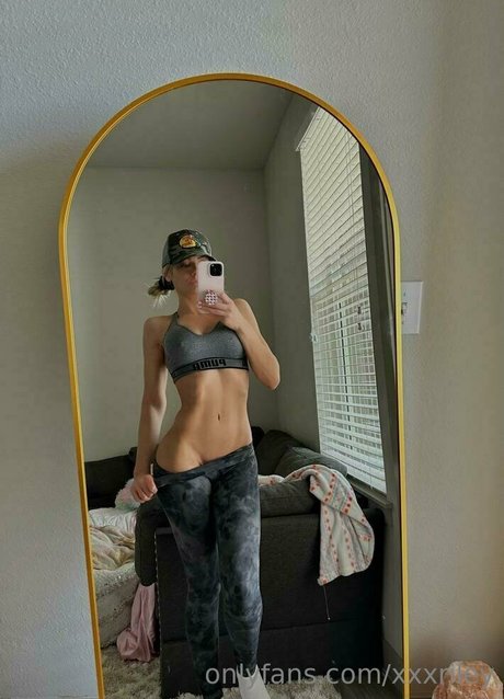 latina-teen-onlyfans kunst nacktheit bilder