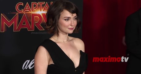 Milana Vayntrub erwachsene freie foto
