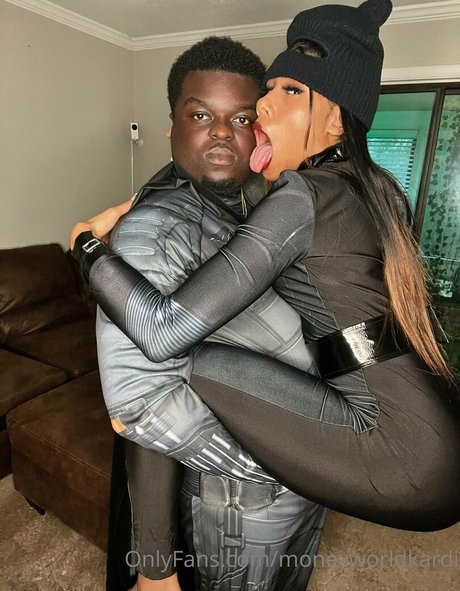 moneyworldkardi freie nackten galerien