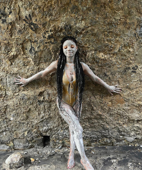 Halle Bailey nackt hübsche galerie