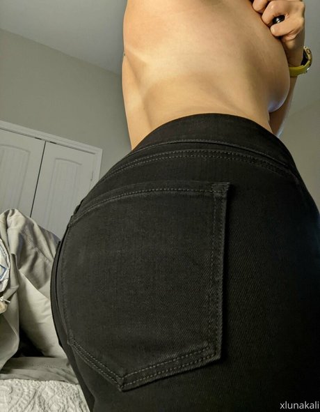 xlunakali top akt archiv