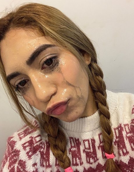 Artemis Carmona kostenlose nacktheit bild