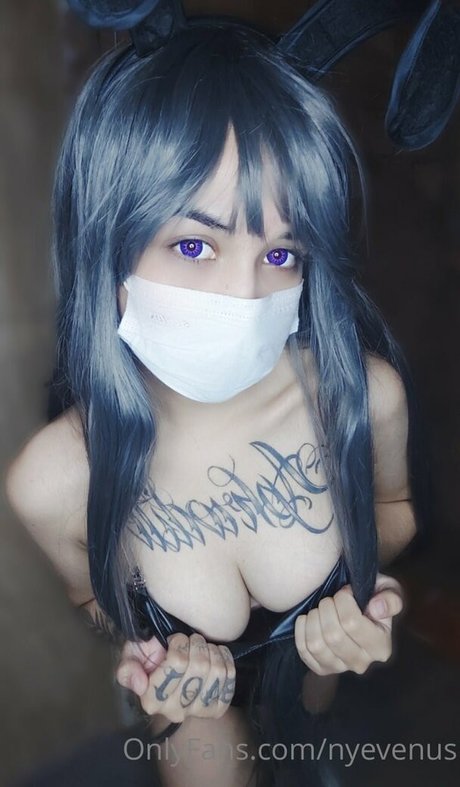 rothaarige gesichtsbehandlung onlyfans nackt bild