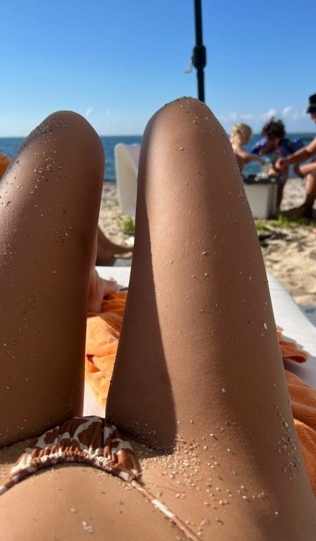 behaarte achseln onlyfans kunst perfekte archiv