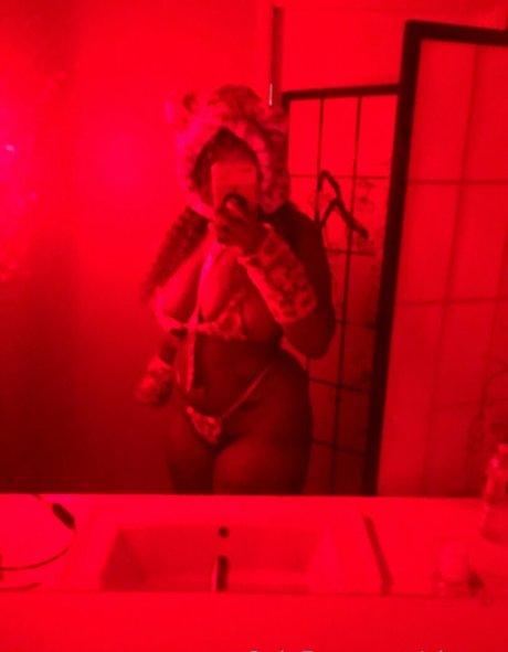 sperma auf der zunge onlyfans top nette fotos