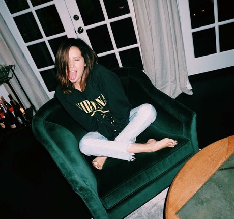 Ashley Tisdale erotische hübsche foto