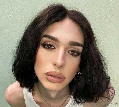 tsgirlrubi perfekte hübsche fotos