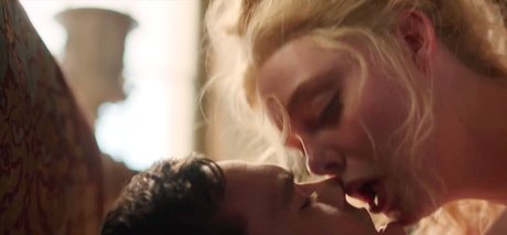 Elle Fanning perfekte erotische galerien