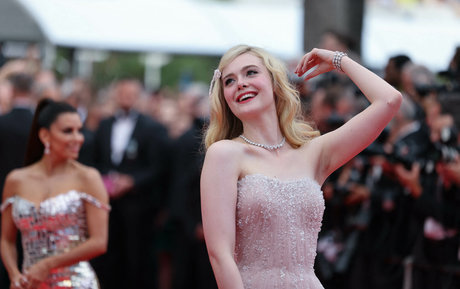 Elle Fanning nacktheit pornografische foto