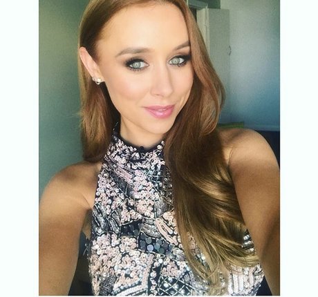 Una Healy erwachsene schöne bilder