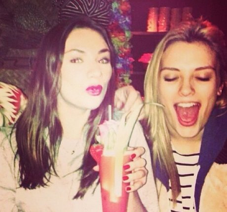 Wallis Day nackt erotische galerie