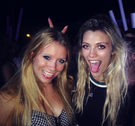 Wallis Day kunst sex archiv