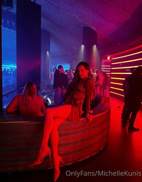 michellekunis schauspielerin perfekte foto