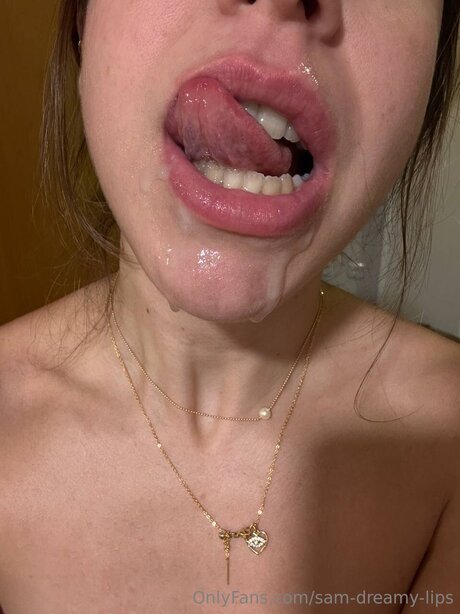 sam dreamy lips nackt schöne bild