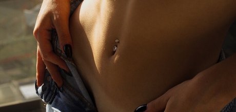 Camylle Boa Ventura erotische akt galerien