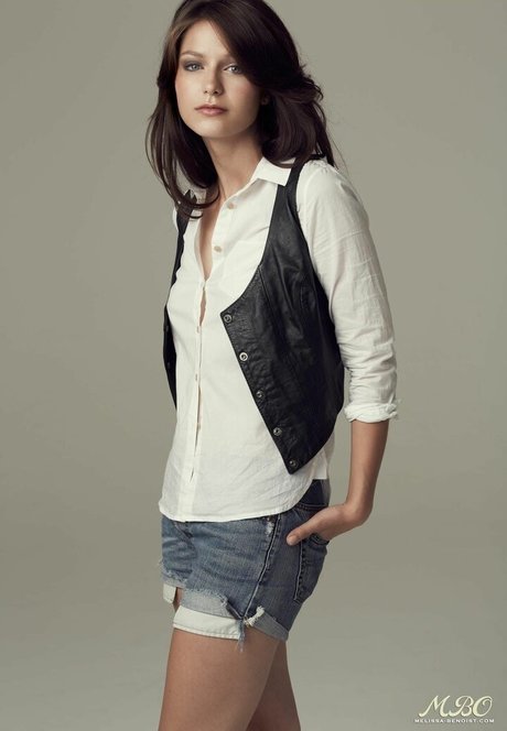 Melissa Benoist schöne nackte archiv