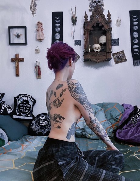 FaerieBlossom porno freie bild