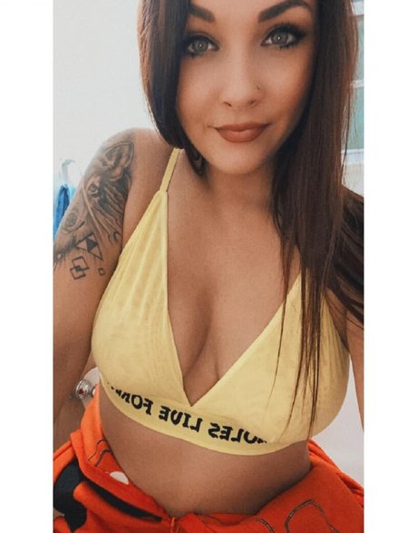 Victoria Rhyne schöne erotische foto