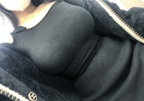 mitskichi model porno foto