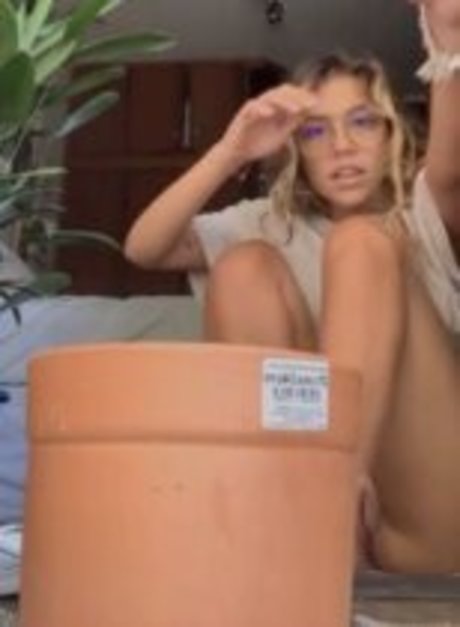 Bruna Carvalho exklusive freie bild