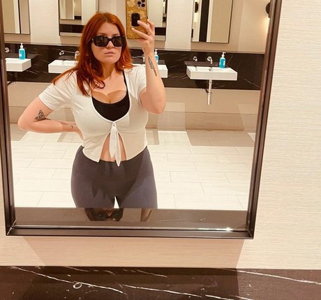 Chloe Maddren schöne exklusive bilder