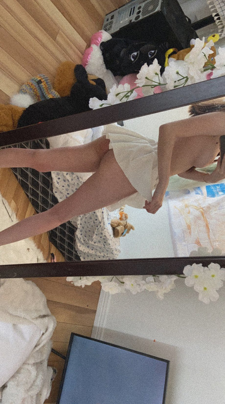 Lunally nackt xxx galerien