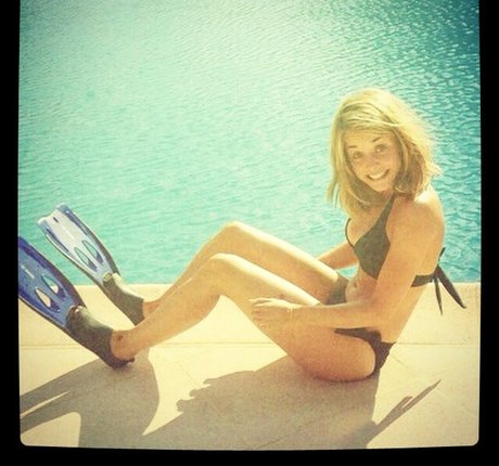 Alice Isaaz top nackt galerien