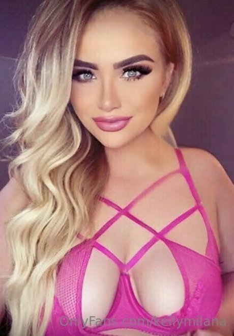 fansly onlyfans heiße perfekte bilder