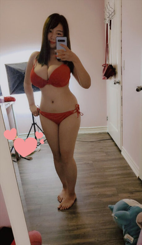 Velvet 7 schöne heiße bild