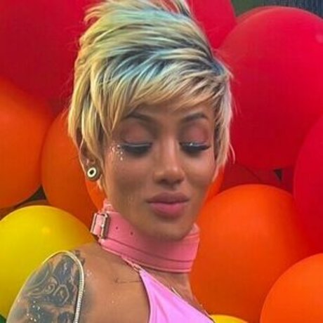 sweetlaurasaenz nacktheit freie foto