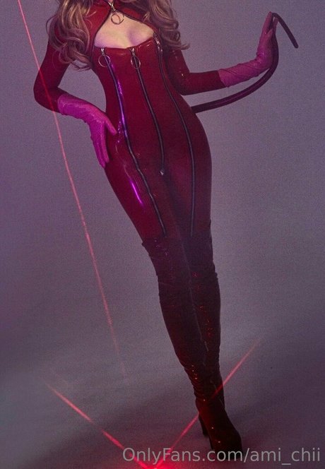 ami chii schauspielerin akt bild