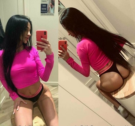 yourwaifoo hübsche erotische bilder