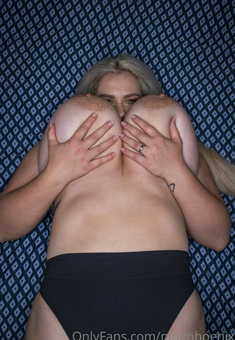 Nina Phoenix perfekte freie fotos