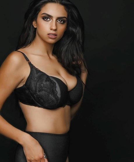 Mays Benatti erwachsene bild