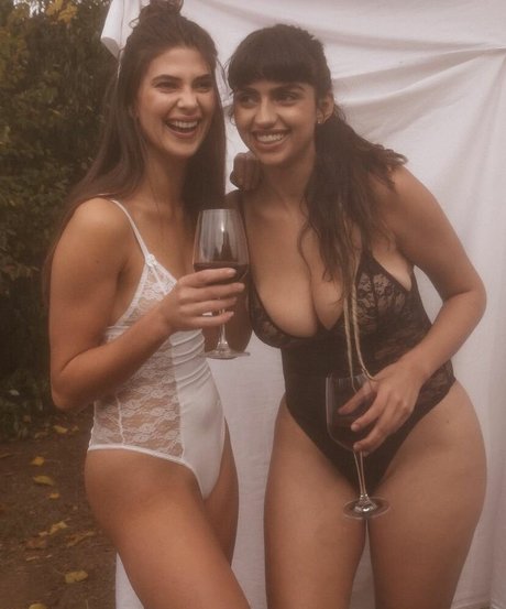 Mays Benatti porno kunst bild