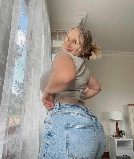 Casey Leigh sexy kunst bild